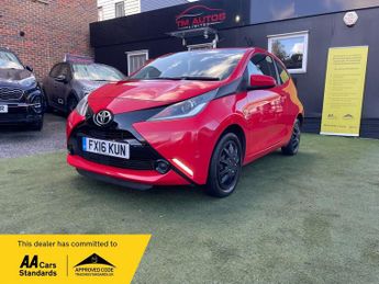 Toyota AYGO 1.0 VVT-i x-play Euro 6 3dr