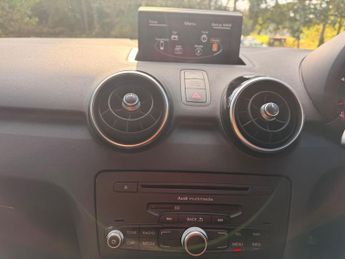 Audi A1 1.4 TFSI S line Sportback S Tronic Euro 5 (s/s) 5dr
