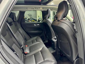Volvo XC60 2.0h T6 Recharge 18.8kWh Plus Auto AWD Euro 6 (s/s) 5dr
