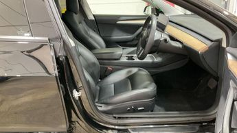 Tesla Model 3 (Dual Motor) Long Range Auto 4WDE 4dr