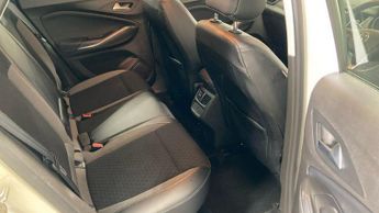 Vauxhall Grandland X 1.2 Turbo Sport Nav Auto Euro 6 (s/s) 5dr