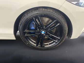 BMW 2 Series 2.0 220i GPF M Sport Convertible 2dr Petrol Auto Euro 6 (s/s) (1