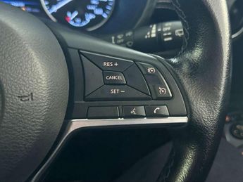 Nissan Juke 1.6 N-Connecta SUV 5dr Petrol Hybrid Auto Euro 6 (143 ps)