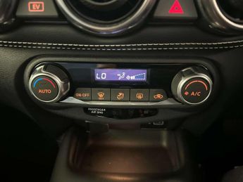 Nissan Juke 1.6 N-Connecta SUV 5dr Petrol Hybrid Auto Euro 6 (143 ps)