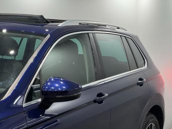 Volkswagen Tiguan 2.0 TSI BlueMotion Tech SEL DSG 4Motion Euro 6 (s/s) 5dr