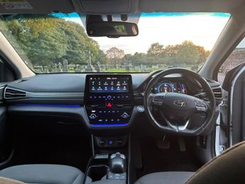 Hyundai IONIQ 38.3kWh Premium Auto 5dr