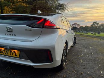 Hyundai IONIQ 38.3kWh Premium Auto 5dr