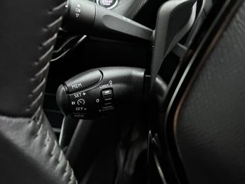 Peugeot E-2008 50kWh Active Premium + Auto 5dr (7kW Charger)