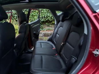 MG MG ZS 44.5kWh Exclusive Auto 5dr