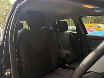 Renault Clio 0.9 TCe Dynamique S MediaNav Euro 5 (s/s) 5dr
