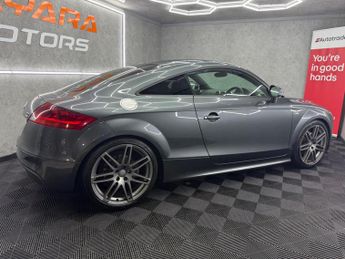 Audi TT 2.0 TDI Black Edition S Tronic quattro Euro 5 3dr