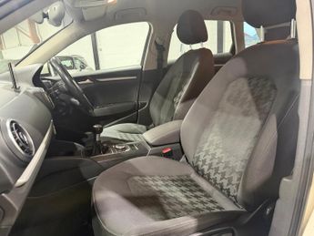 Audi A3 1.6 TDI SE Sportback Euro 6 (s/s) 5dr