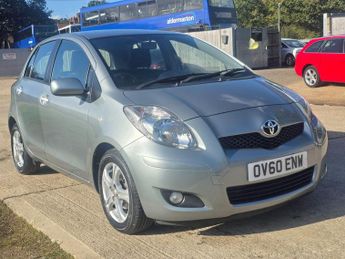 Toyota Yaris 1.33 Dual VVT-i TR Euro 4 (s/s) 5dr