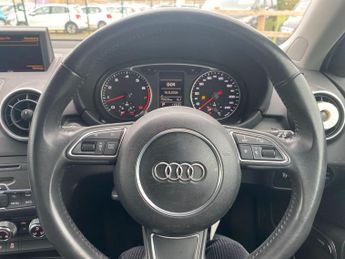 Audi A1 1.4 TFSI Sport S Tronic Euro 5 (s/s) 3dr