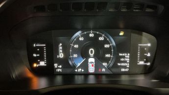 Volvo XC90 2.0 D5 PowerPulse Momentum Auto 4WD Euro 6 (s/s) 5dr