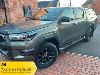 Toyota Hi Lux 2.8 D-4D Invincible X 4WD Euro 6 (s/s) 4dr