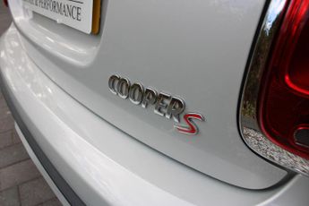 MINI Hatch 2.0 Cooper S Exclusive Hatchback 5dr Petrol Steptronic Euro 6 (s