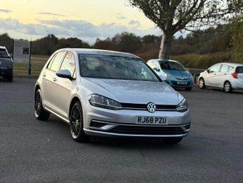 Volkswagen Golf 1.0 TSI SE Nav Euro 6 (s/s) 5dr