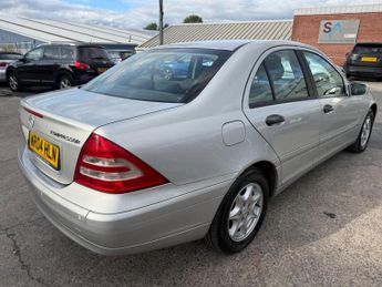 Mercedes-Benz C Class 1.8 C180 Kompressor Classic SE 4dr