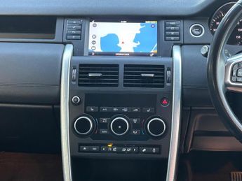Land Rover Discovery Sport 2.0 TD4 SE Tech Auto 4WD Euro 6 (s/s) 5dr