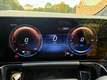 Mercedes-Benz EQA EQA 350 66.5kWh AMG Line Auto 4MATIC 5dr