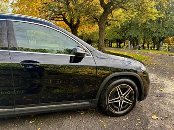 Mercedes-Benz EQA EQA 350 66.5kWh AMG Line Auto 4MATIC 5dr