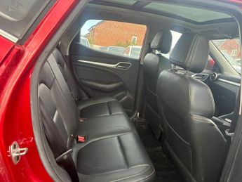 MG MG ZS 44.5kWh Exclusive Auto 5dr