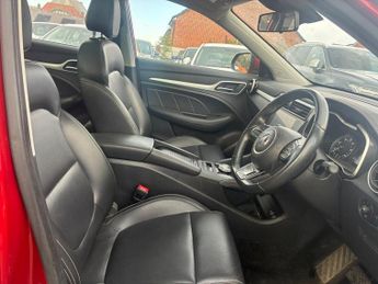 MG MG ZS 44.5kWh Exclusive Auto 5dr