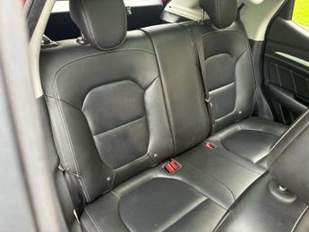 MG MG ZS 44.5kWh Exclusive Auto 5dr