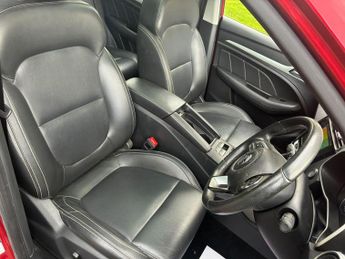 MG MG ZS 44.5kWh Exclusive Auto 5dr