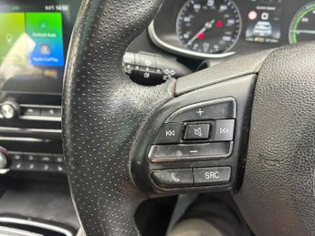 MG MG ZS 44.5kWh Exclusive Auto 5dr