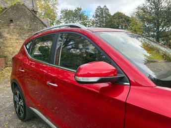 MG MG ZS 44.5kWh Exclusive Auto 5dr
