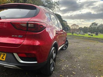 MG MG ZS 44.5kWh Exclusive Auto 5dr