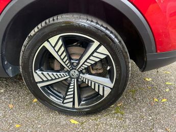 MG MG ZS 44.5kWh Exclusive Auto 5dr