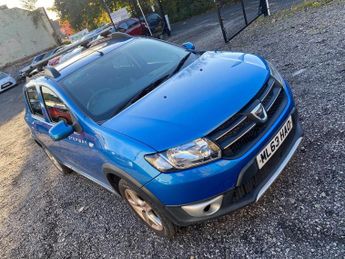 Dacia Sandero Stepway 0.9 TCe Laureate Euro 5 5dr