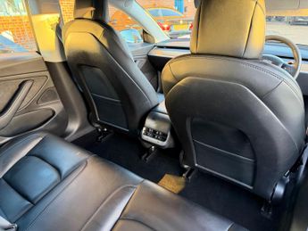 Tesla Model 3 (Dual Motor) Long Range Auto 4WDE 4dr