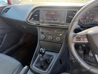 SEAT Leon 2.0 TDI CR SE Euro 5 (s/s) 5dr