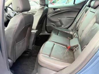 Vauxhall Astra 1.6 CDTi BiTurbo Elite Nav Euro 6 (s/s) 5dr