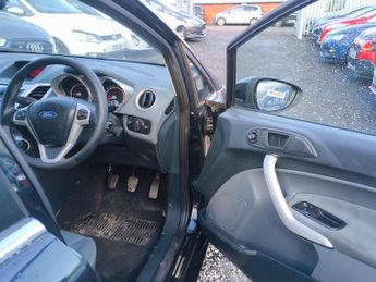 Ford Fiesta 1.4 Titanium 5dr