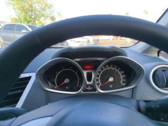 Ford Fiesta 1.4 Titanium 5dr