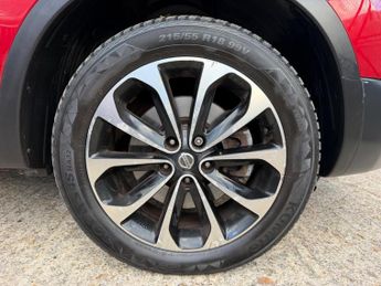 Nissan Qashqai+2 2.0 dCi 360 Auto 4WD Euro 5 5dr