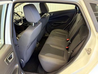 Ford Fiesta 1.0T EcoBoost Zetec Euro 5 (s/s) 5dr