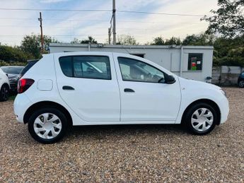 Dacia Sandero 1.0 SCe Essential Euro 6 5dr