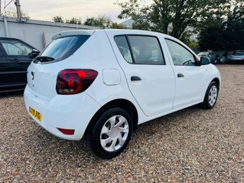 Dacia Sandero 1.0 SCe Essential Euro 6 5dr