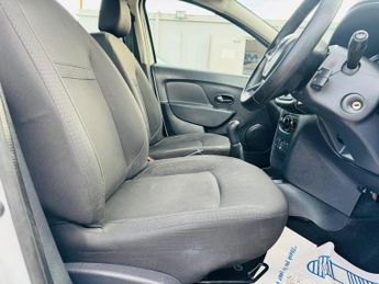 Dacia Sandero 1.0 SCe Essential Euro 6 5dr