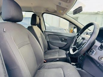 Dacia Sandero 1.0 SCe Essential Euro 6 5dr