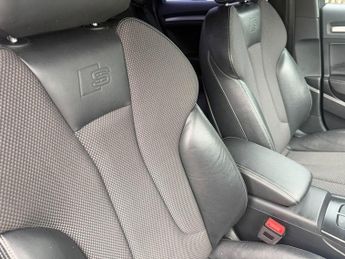 Audi A3 2.0 TDI S line S Tronic quattro Euro 6 (s/s) 4dr