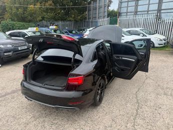 Audi A3 2.0 TDI S line S Tronic quattro Euro 6 (s/s) 4dr