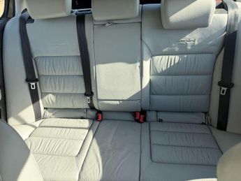 Skoda Octavia 1.8 TSI Laurin & Klement DSG Euro 4 5dr