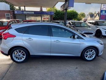 Ford Focus 1.5 TDCi Zetec Euro 6 (s/s) 5dr